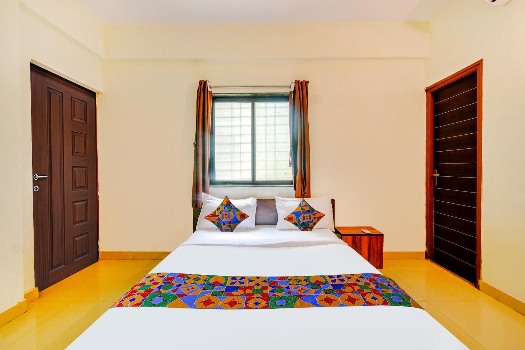 Fabexpress Srh - Nr Butterfly Park - Hinjawadi Hotel Exterior photo