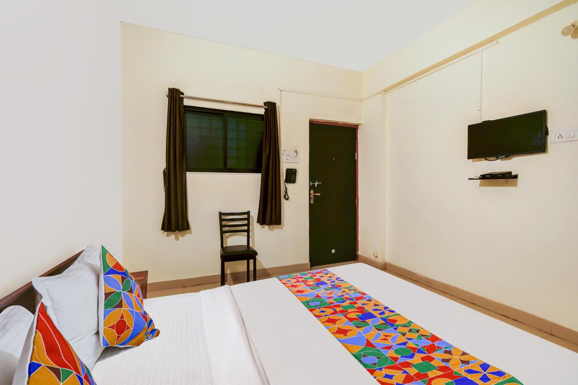 Fabexpress Srh - Nr Butterfly Park - Hinjawadi Hotel Exterior photo